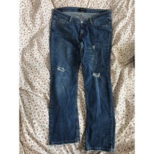 LEVIS jeans last photos show wear and tear